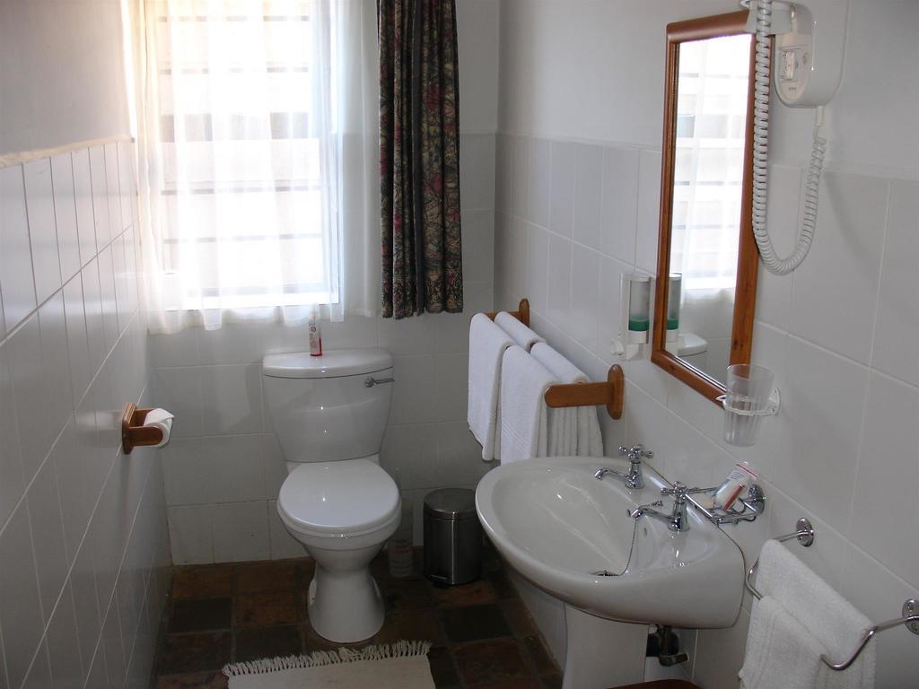 On The Bay Guesthouse Kruisfontein Δωμάτιο φωτογραφία