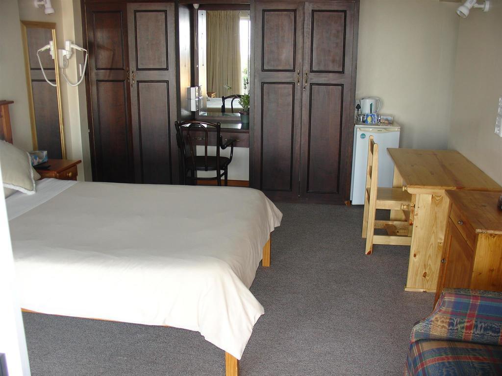 On The Bay Guesthouse Kruisfontein Εξωτερικό φωτογραφία